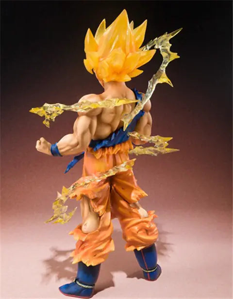 Goku Super Saiyan Collectible Statue – Premium Anime Figure